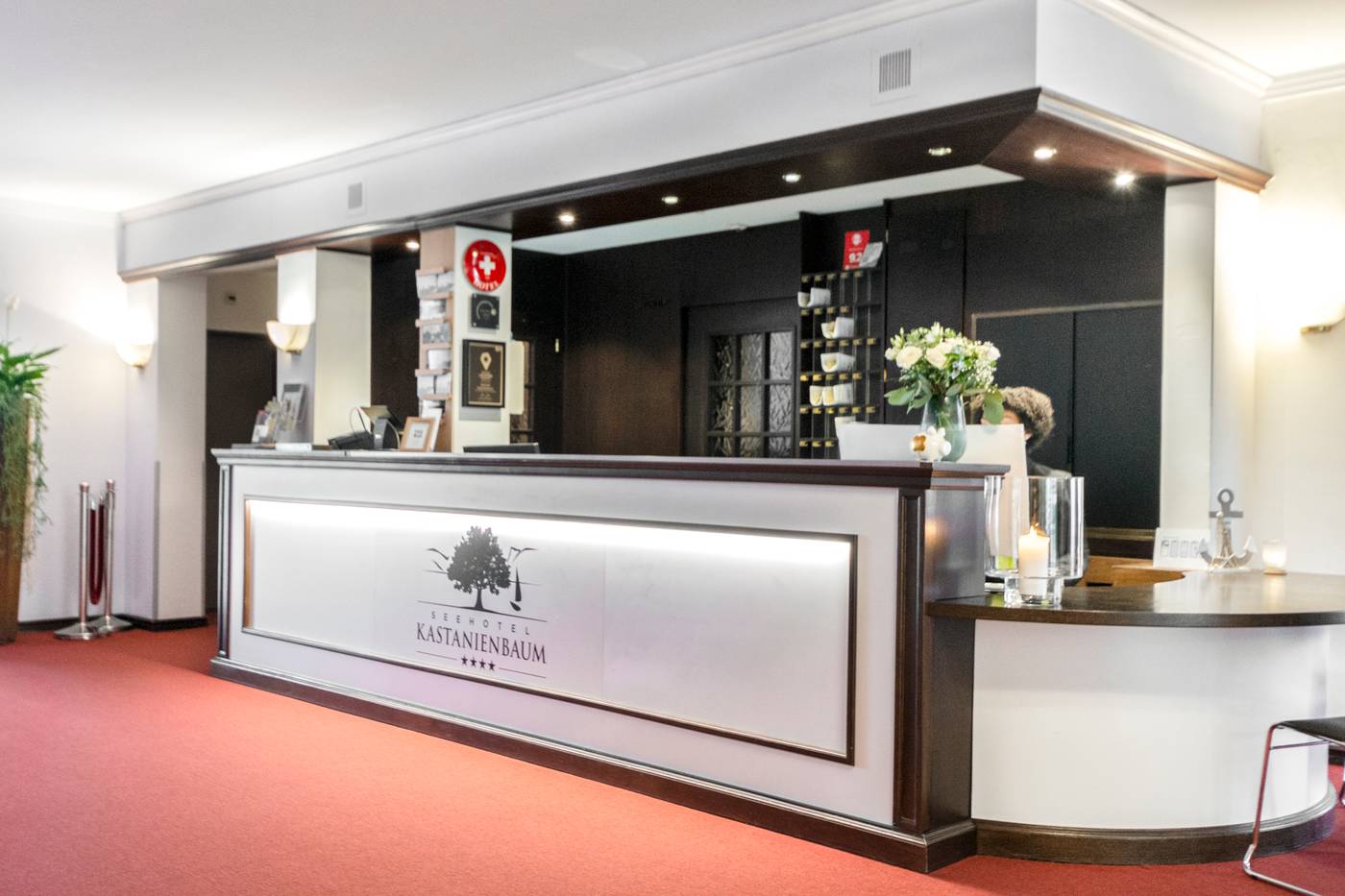 Seehotel Kastanienbaum-Switzerland-Kastanienbaum-Lucerne-Lobby-3