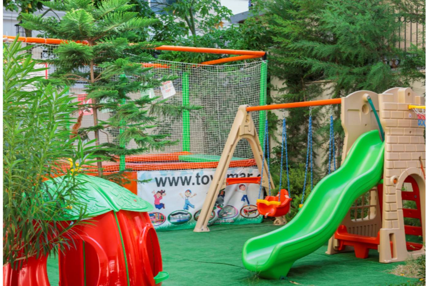 Well-Palace-Side-Sports-and-Entertainment-54