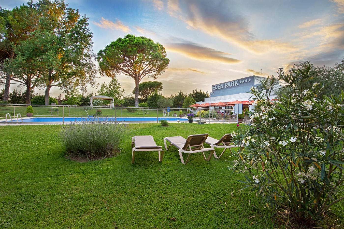 Eden-Park-Pool-10