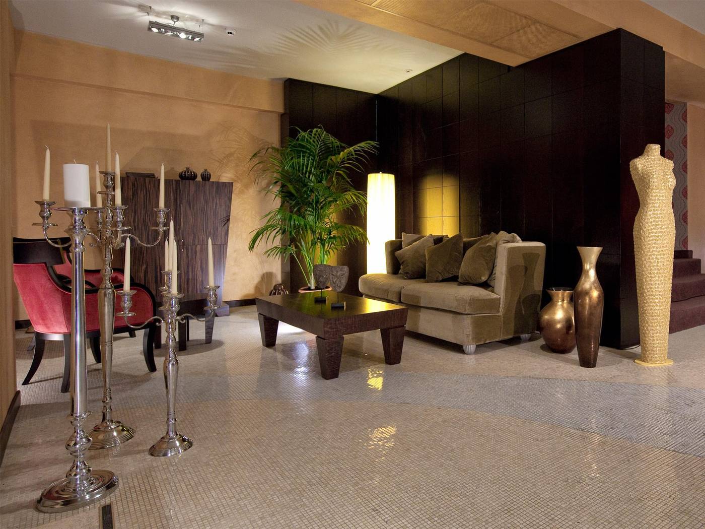 Hotel-Fiume-Lobby-13