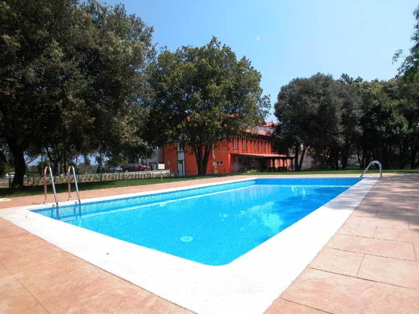 Torres de Somo-Spain-Somo-Pool-10