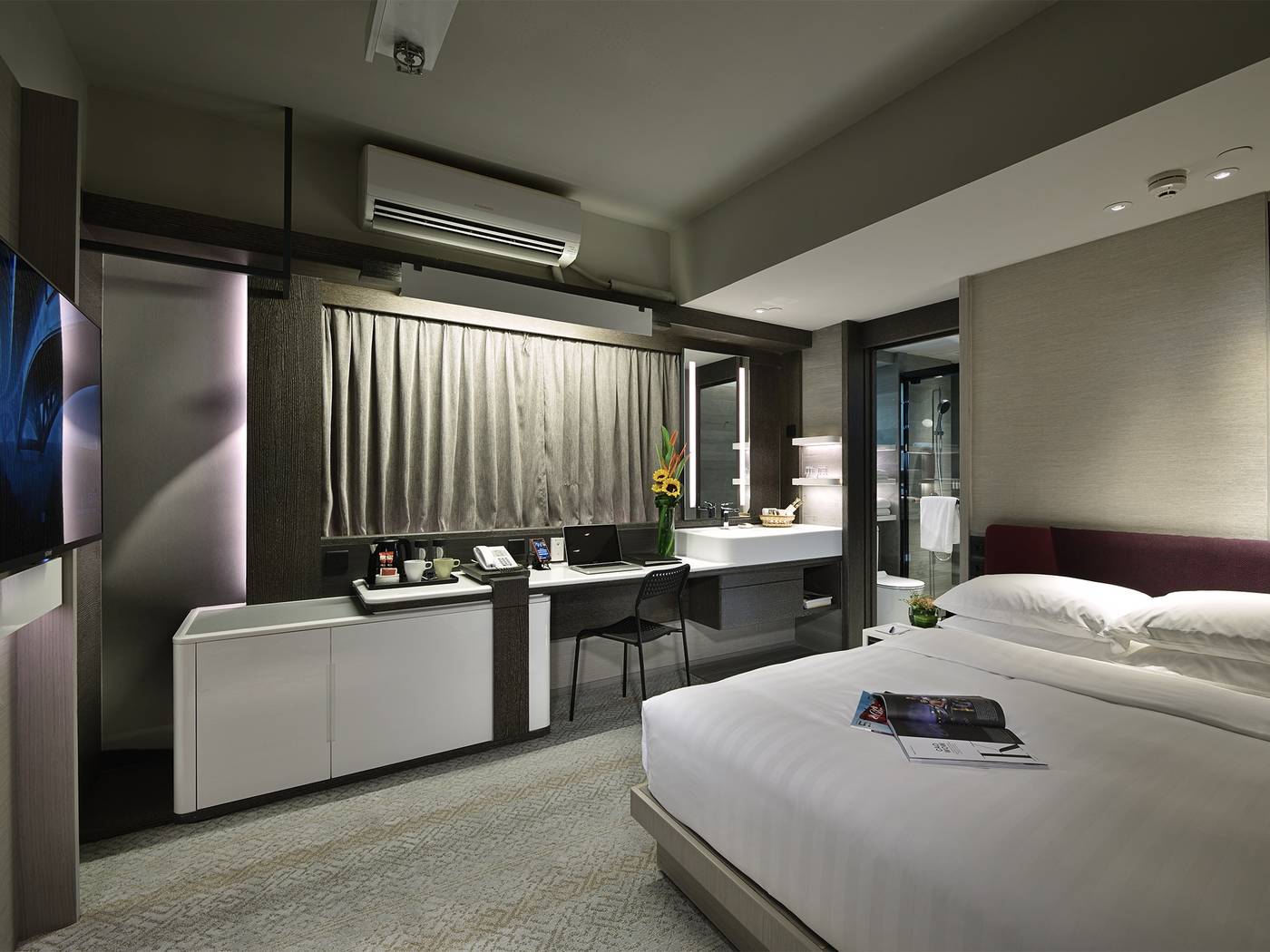 Xi-Hotel-Room-16