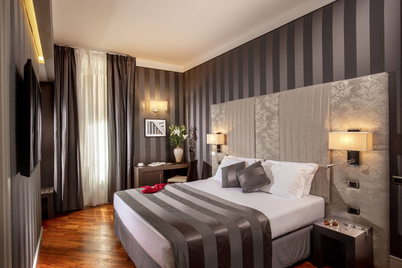 Monti-Palace-Hotel-Room-15