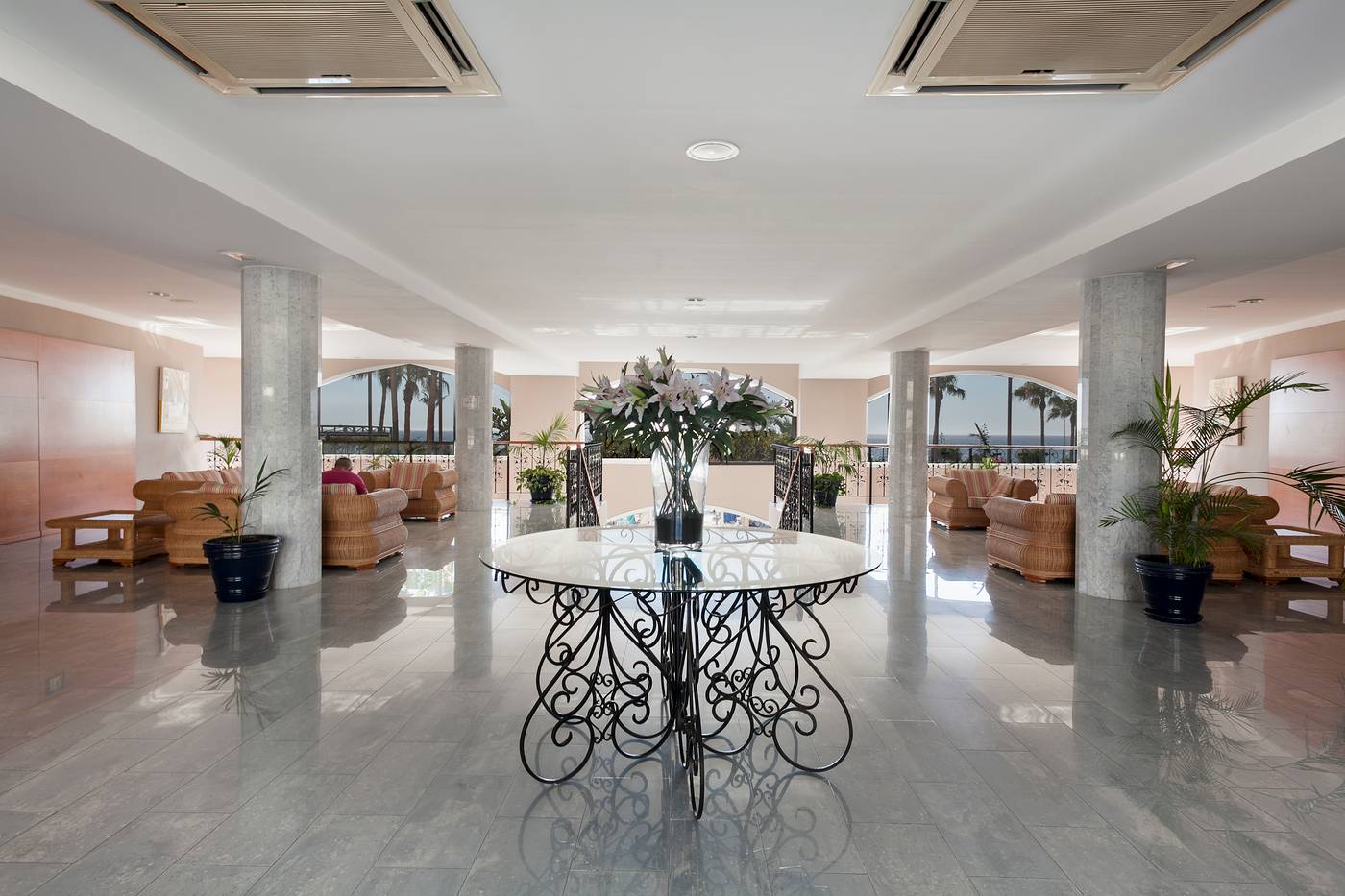 Best-Mojacar-Lobby-45