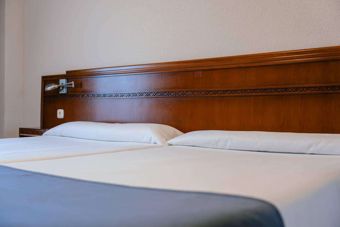 Port-Europa--Room-28