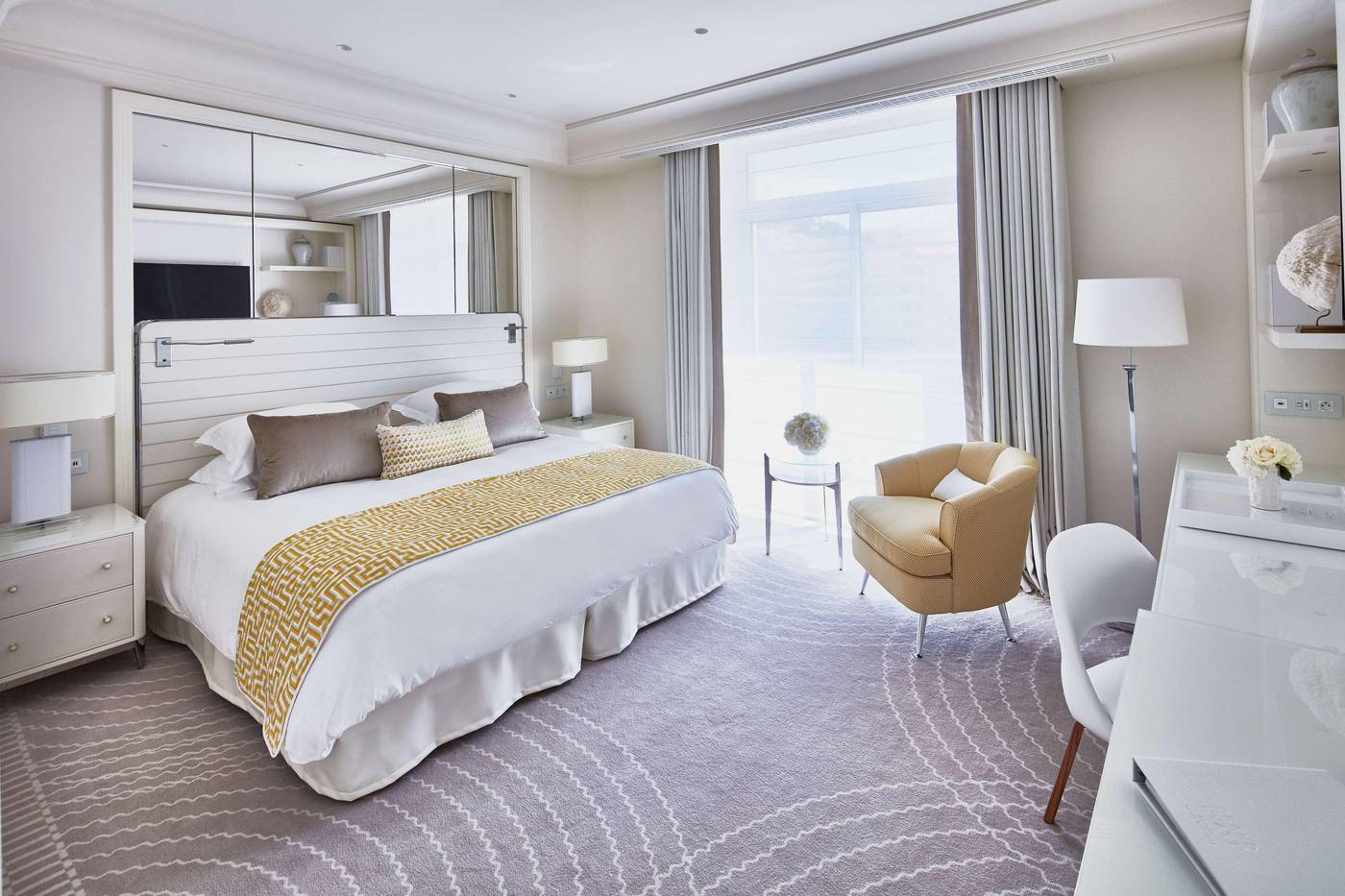 Hotel-Martinez-Cannes-Room-31