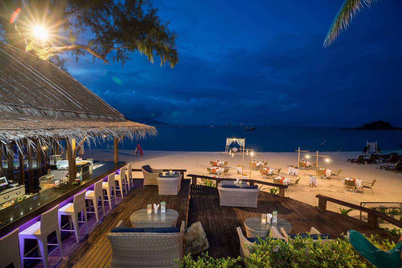 Royal-Muang-Samui-Villas-Bar-19