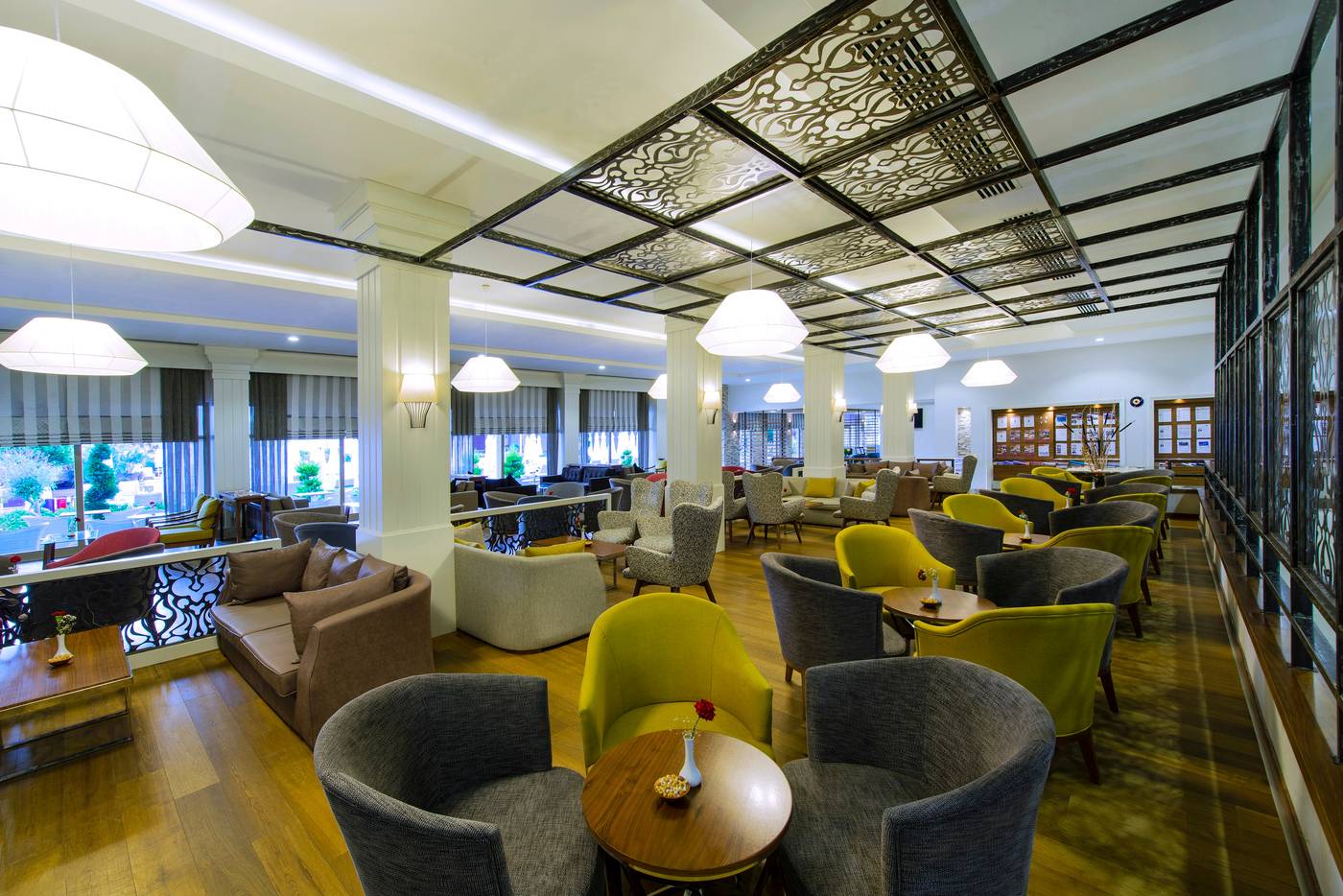 Grand-Park-Lara-Lobby-32