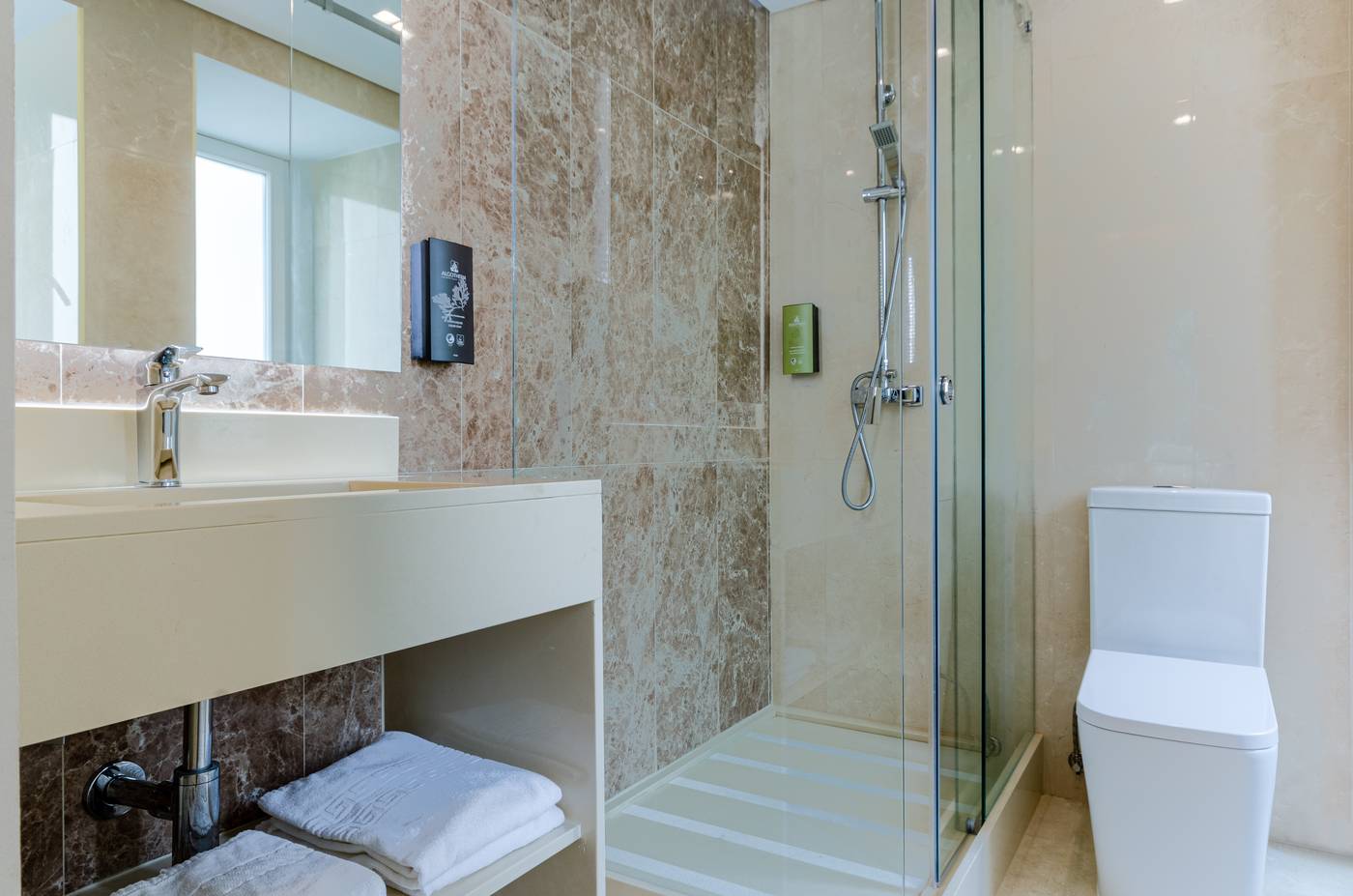 Hotel-Avenida-Park-Room-33