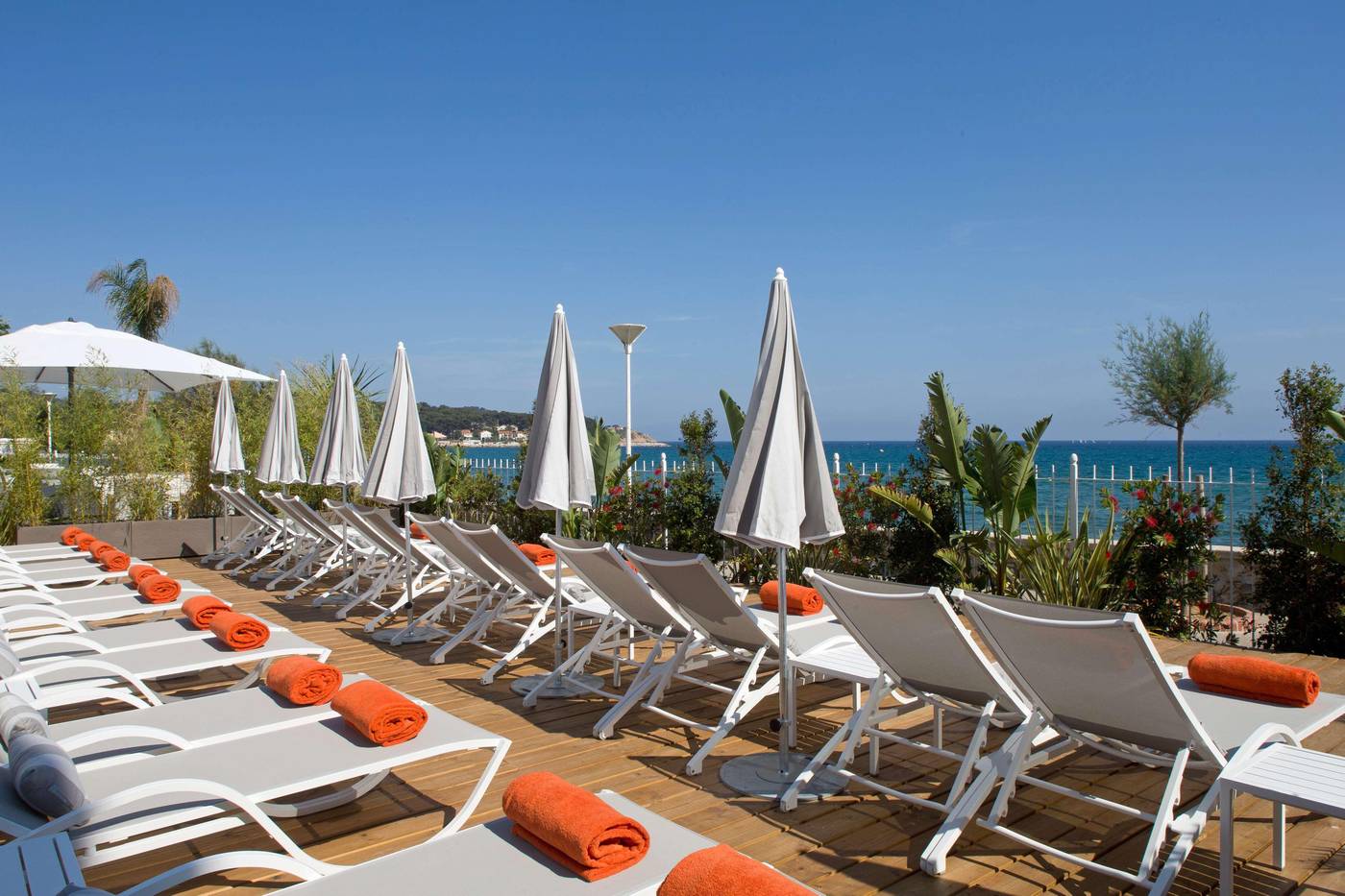 Grand Hotel des Sablettes Plage, Curio Collection -France-La Seyne-Sur-Mer-General view-3