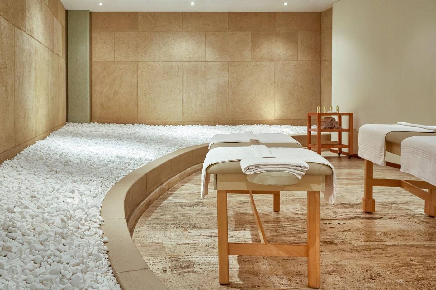 Sheraton-Rhodes-Resort-Sports-and-Entertainment-70
