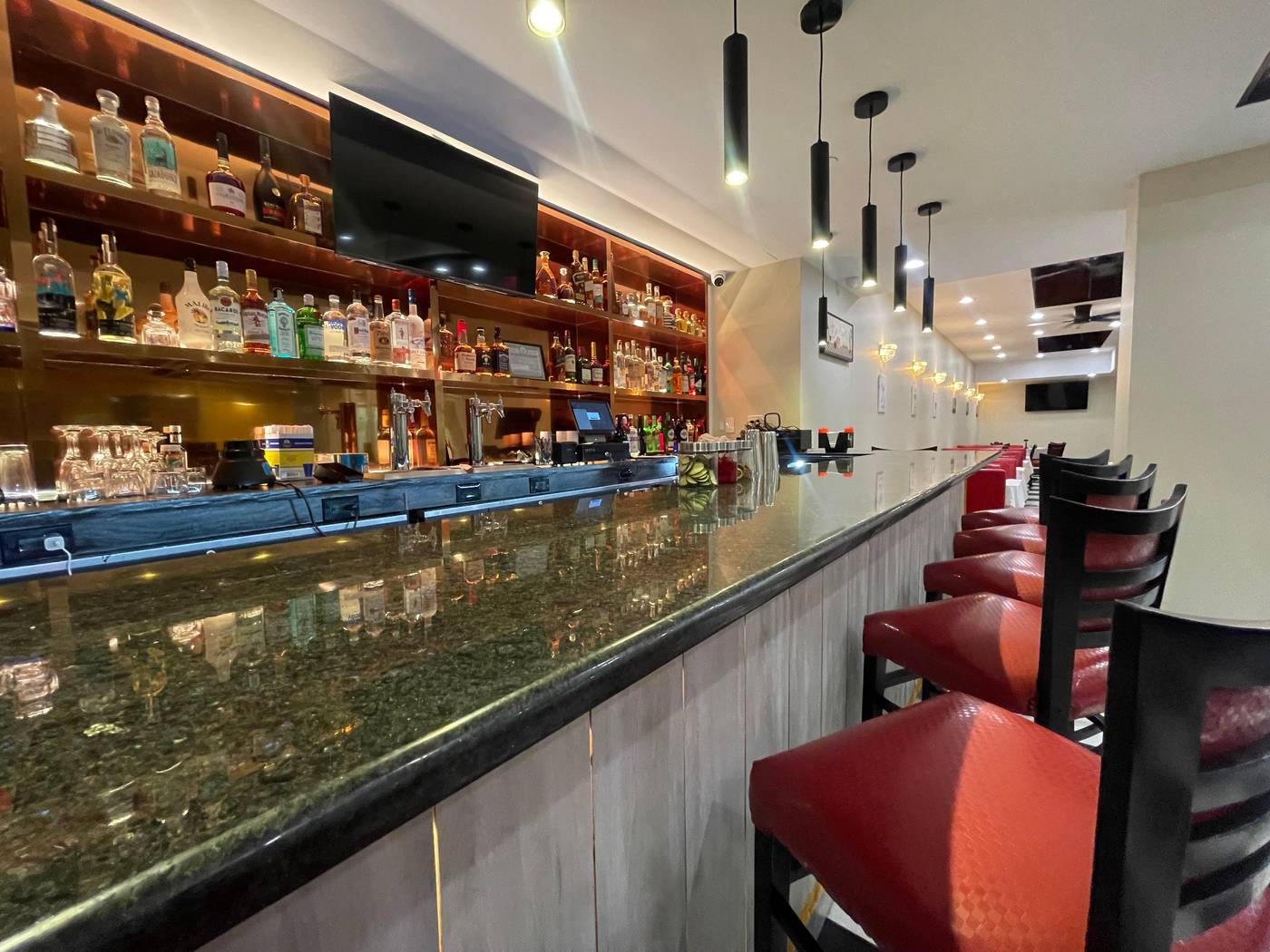 Holiday-Inn-NYC---Lower-East-Side-Restaurant-7