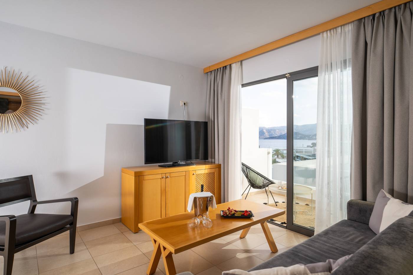 Ariadne-Beach-Room-23