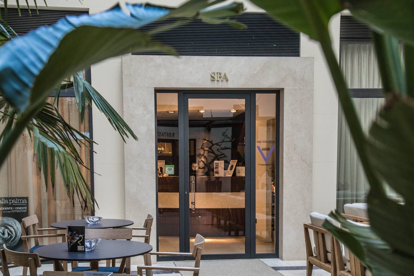 Worldhotel-Cristoforo-Colombo-Terrace-14