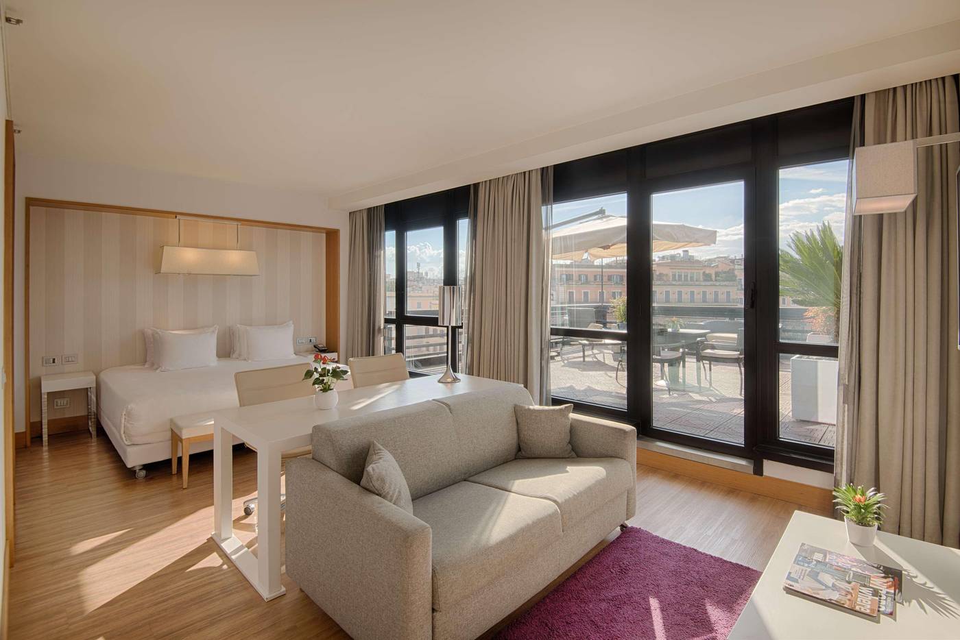 NH-Collection-Roma-Vittorio-Veneto-Room-4