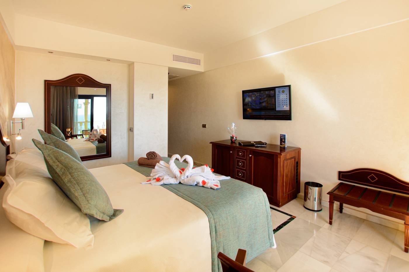 R2-Rio-Calma-Hotel-Room-22