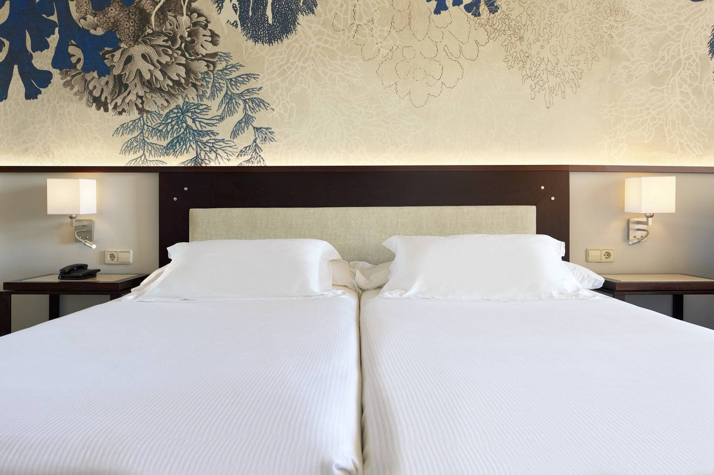 H10-Salauris-Palace-Room-21