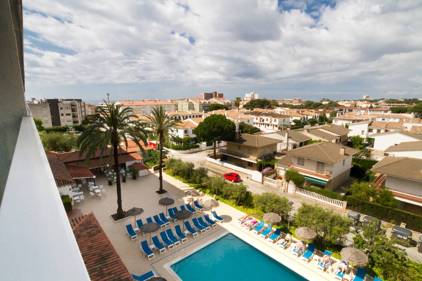 Ohtels-San-Salvador-Room-7