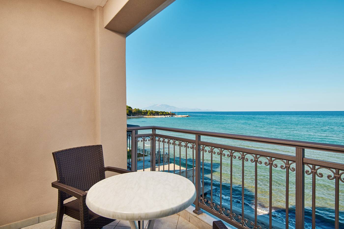 Tsilivi-Beach-Room-63
