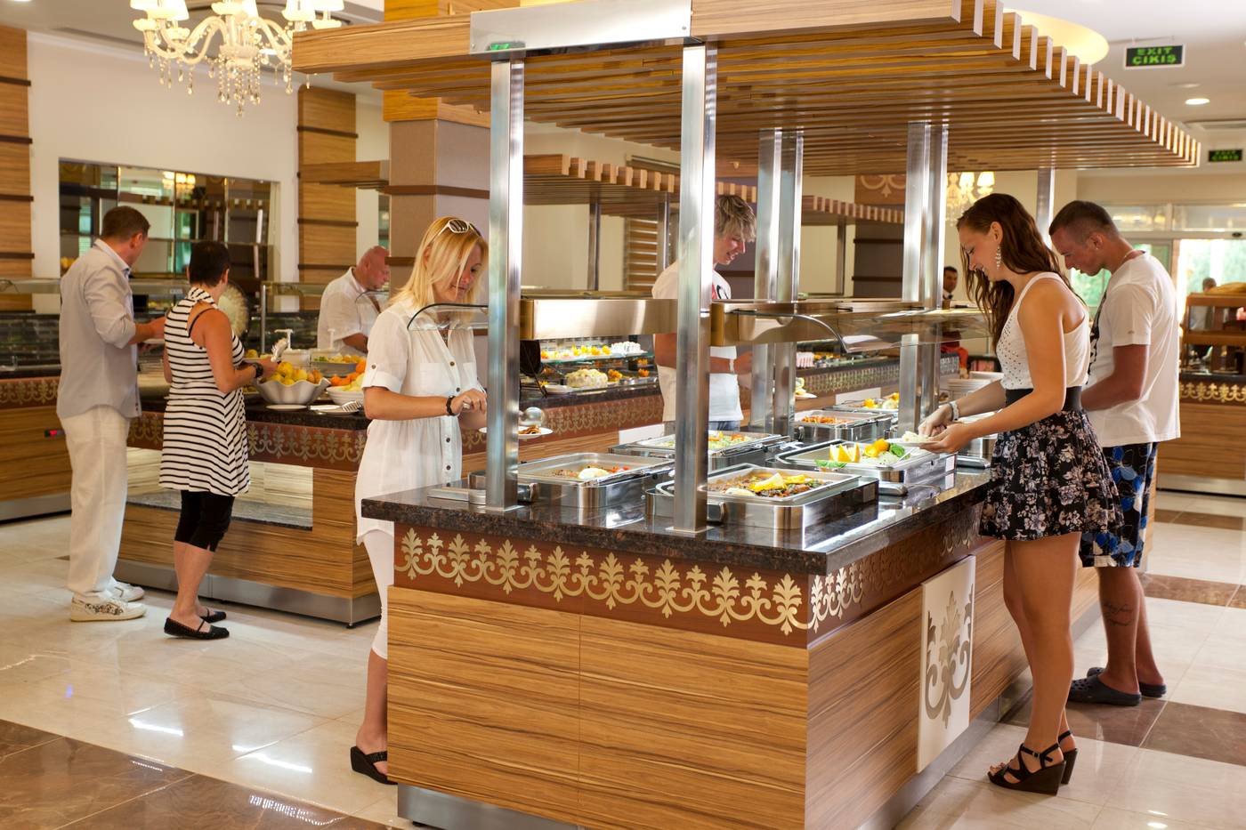 Club-Mermaid-Village-Restaurant-22