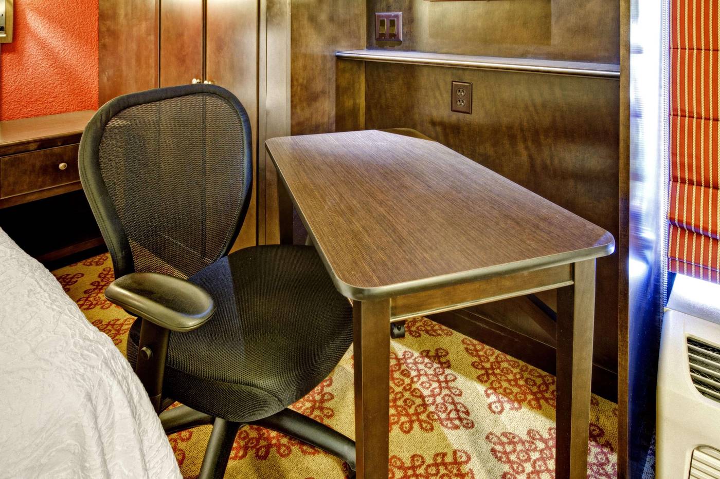 Hampton Inn West End Nashville-United States-NASHVILLE-Room-10