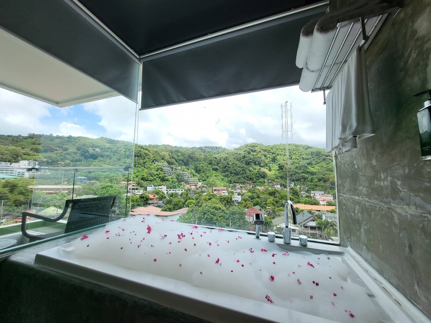 The-Yama-Hotel-Phuket-Room-89