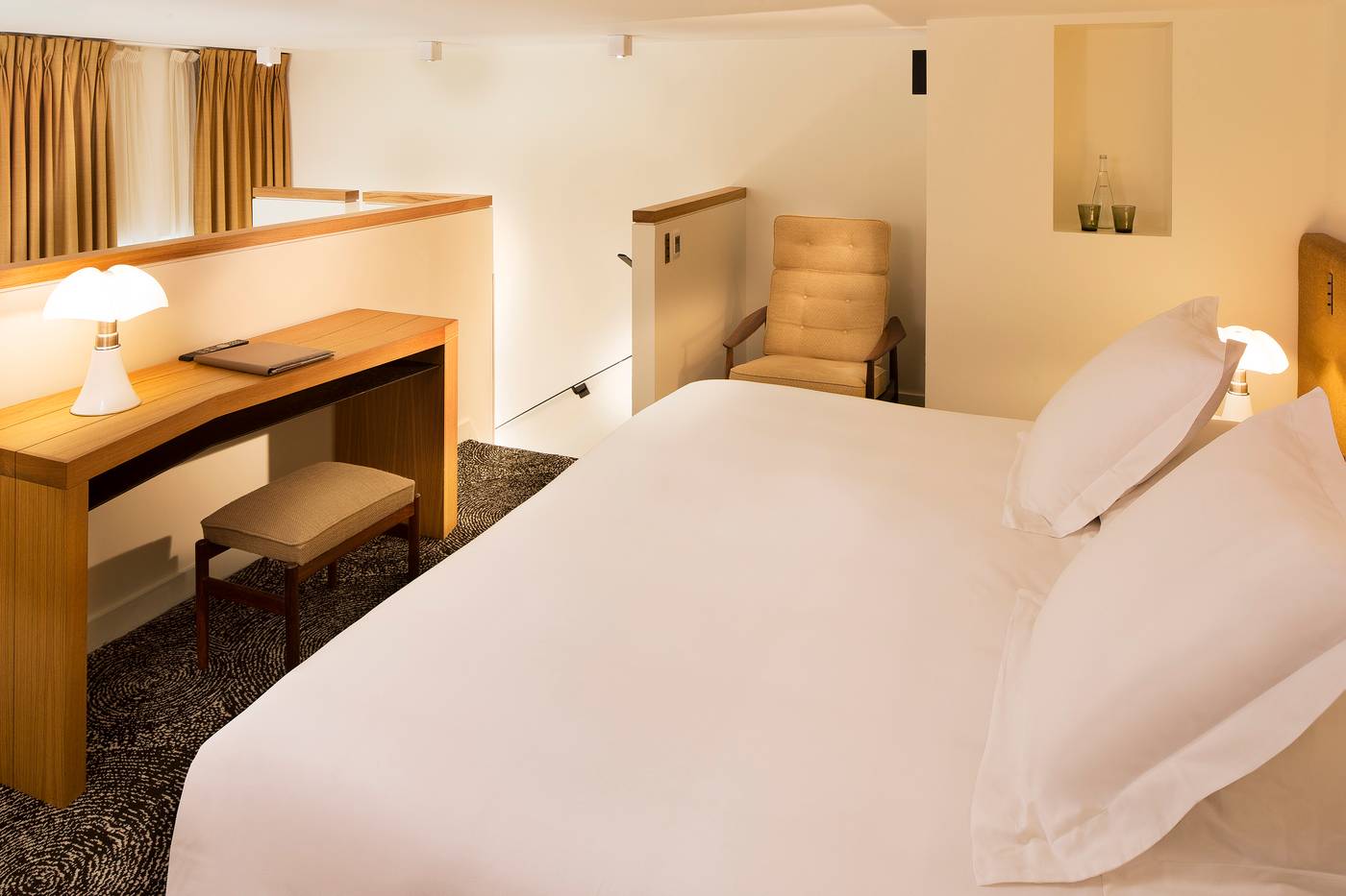 Marignan-Champs-Elysees-Room-32