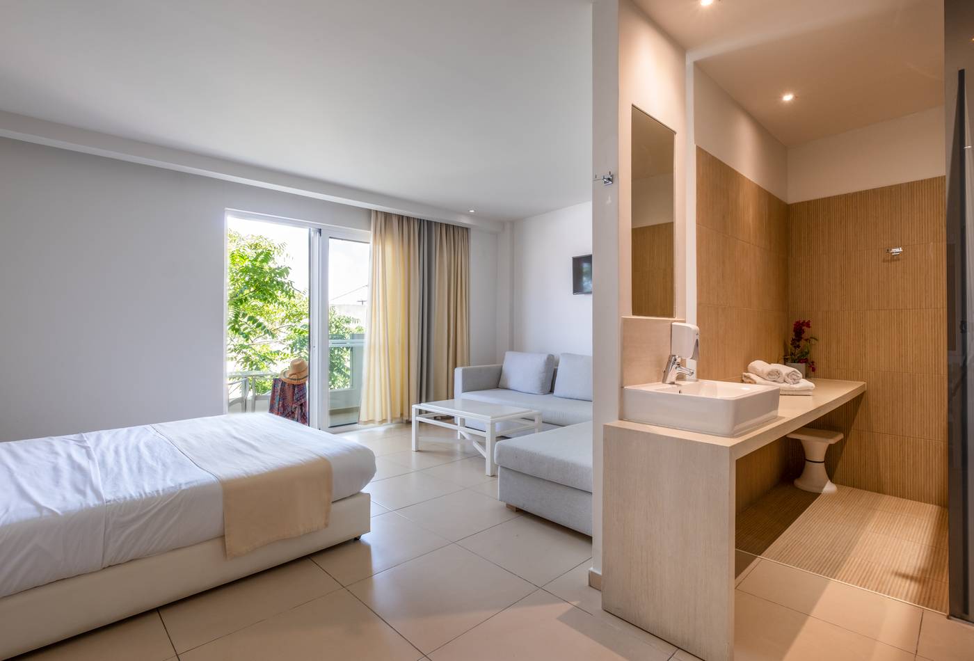 Dimitrios-Beach-Hotel-Room-23