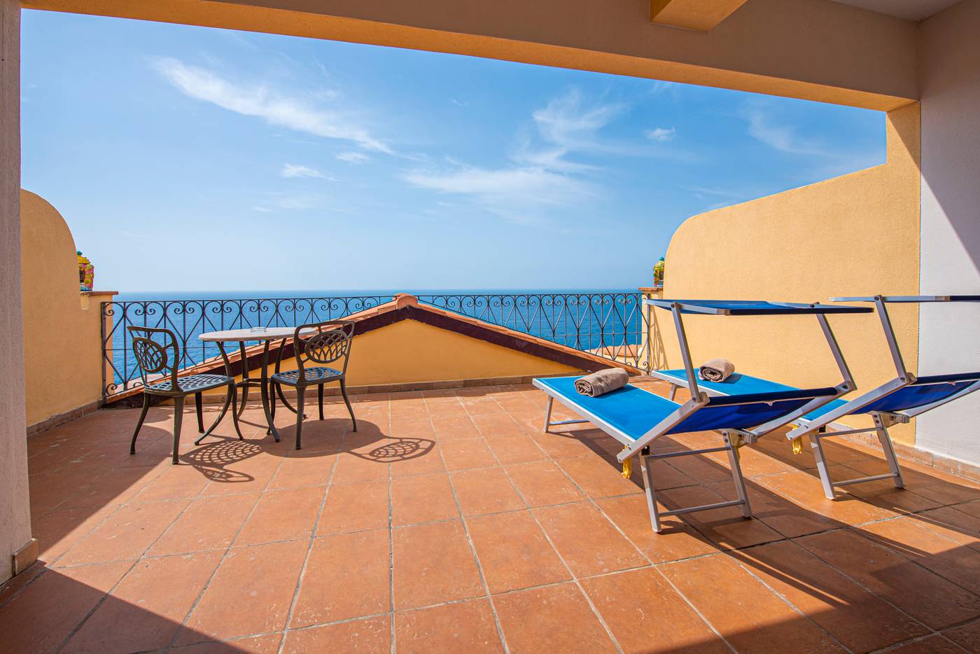Baia-Taormina-Hotel-Room-57
