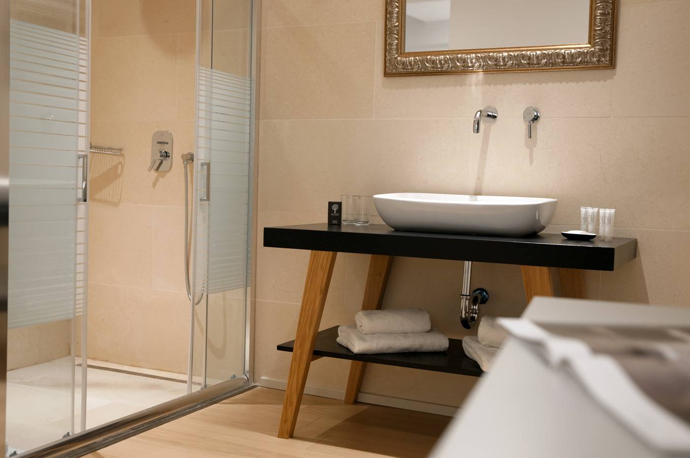 Athenaeum-Grand-Hotel-Room-41