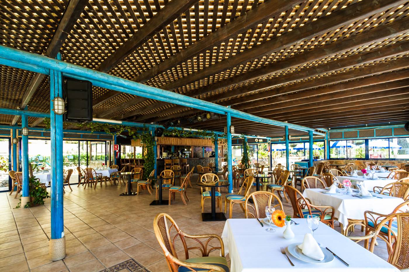 BlueBay-Beach-Club-Bar-34