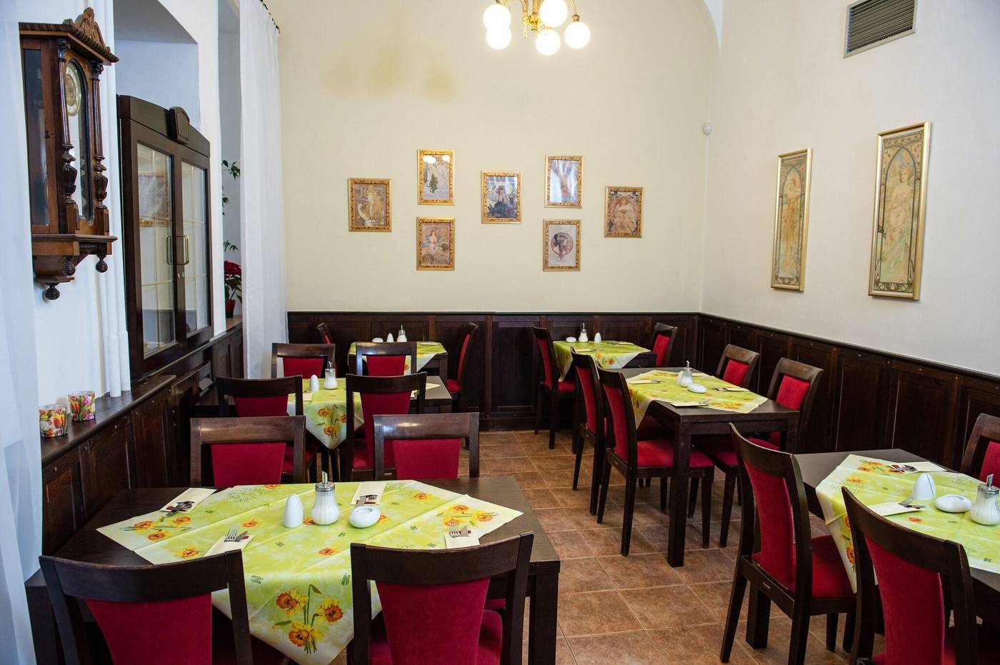 Hotel-Petr-Restaurant-18