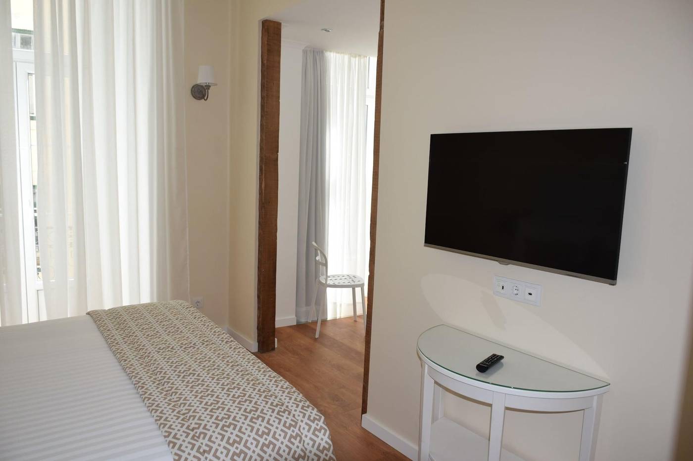 Chiado-Dream-Apartments-Room-11