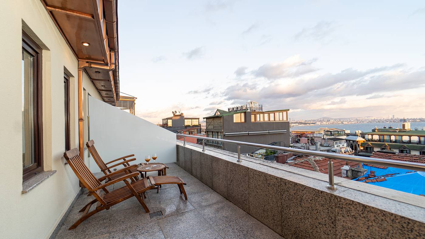 Biz-Cevahir-Hotel-Sultanahmet-Room-30