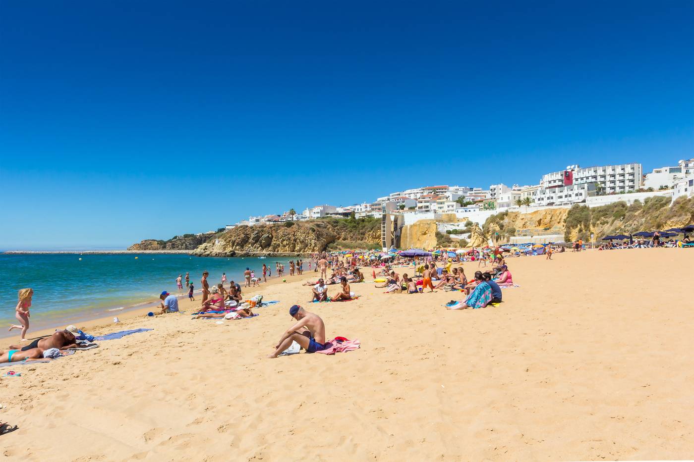 Vila-Recife-Beach-24