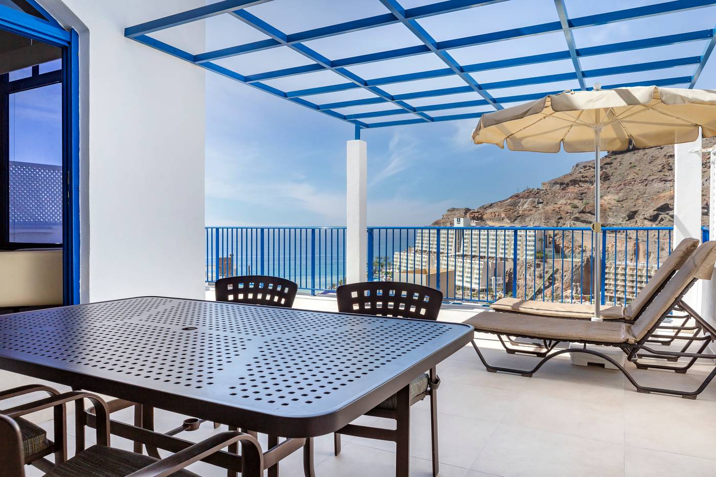 Club-Cala-Blanca-Room-38