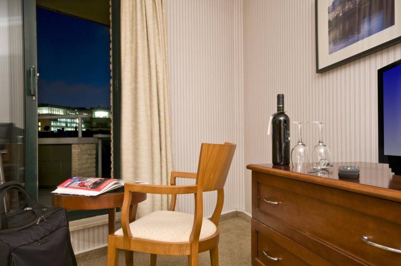 B-Aparthotel-Ambiorix-Room-22