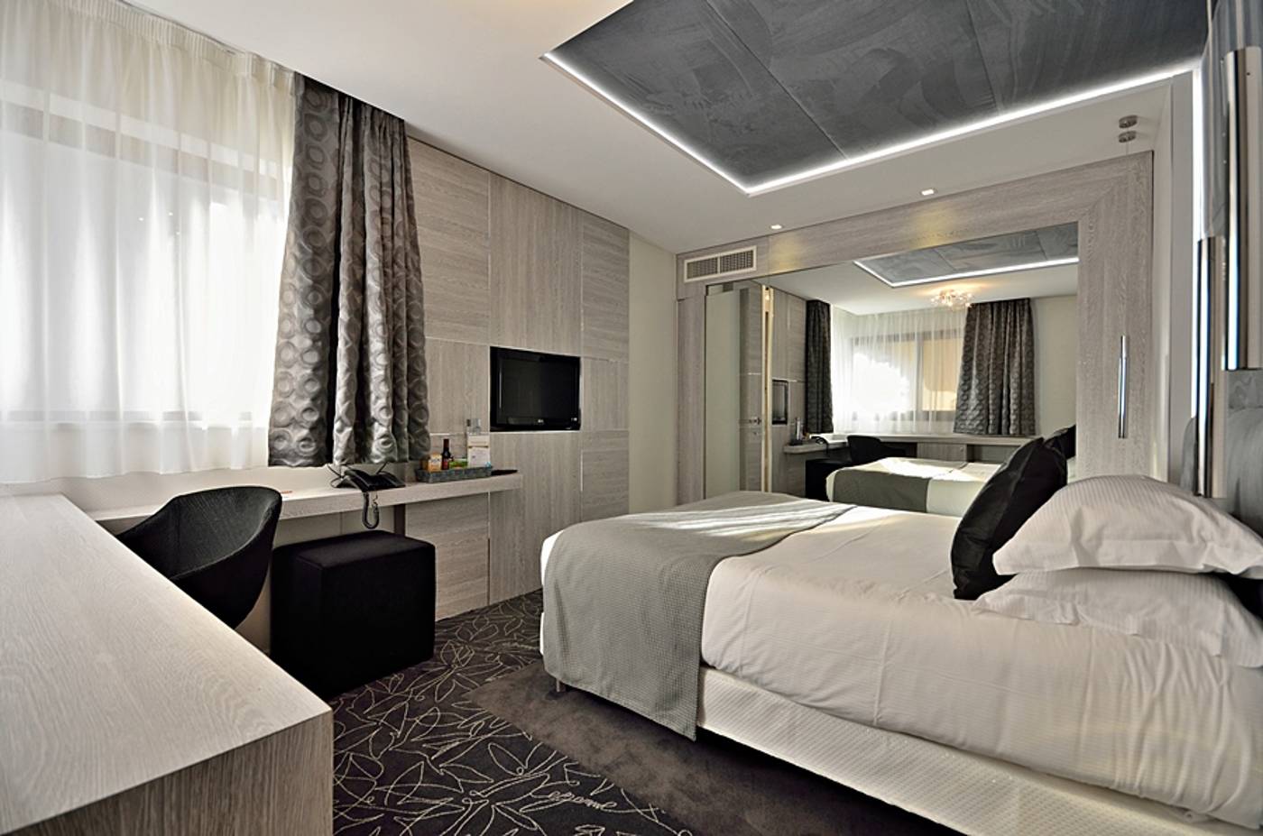 Cezanne-General-view-26