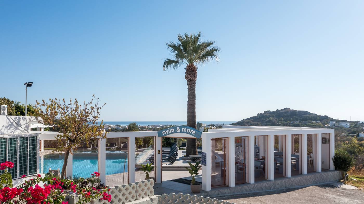 Hillside-Studios-Pool-11