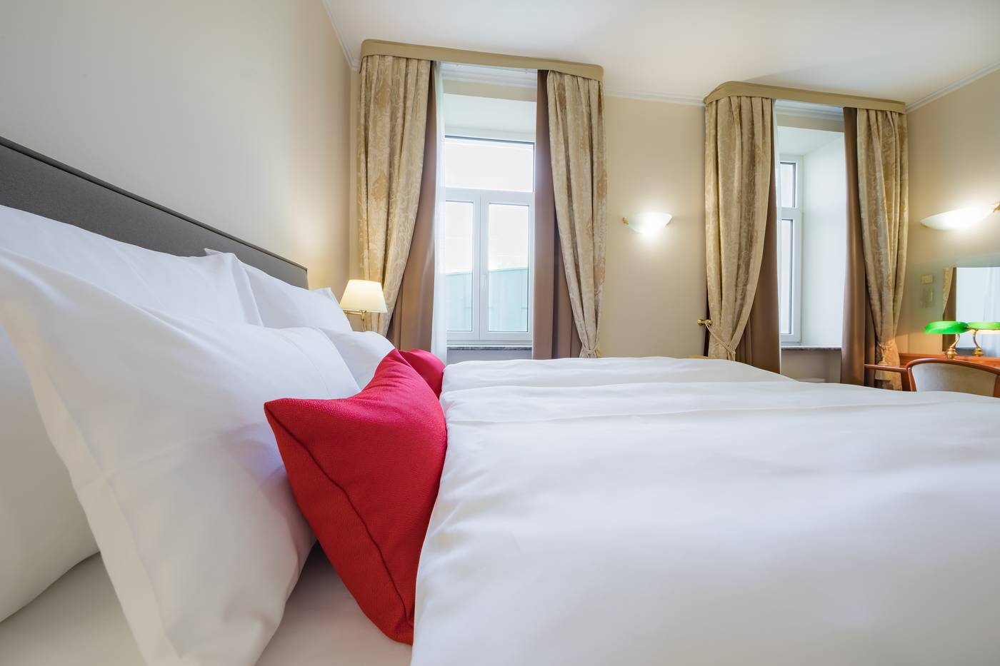 Grand Hotel Union Eurostars-Slovenia-LJUBLJANA-Room-9