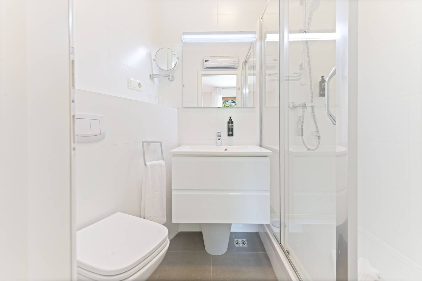 The-Residence-Room-58