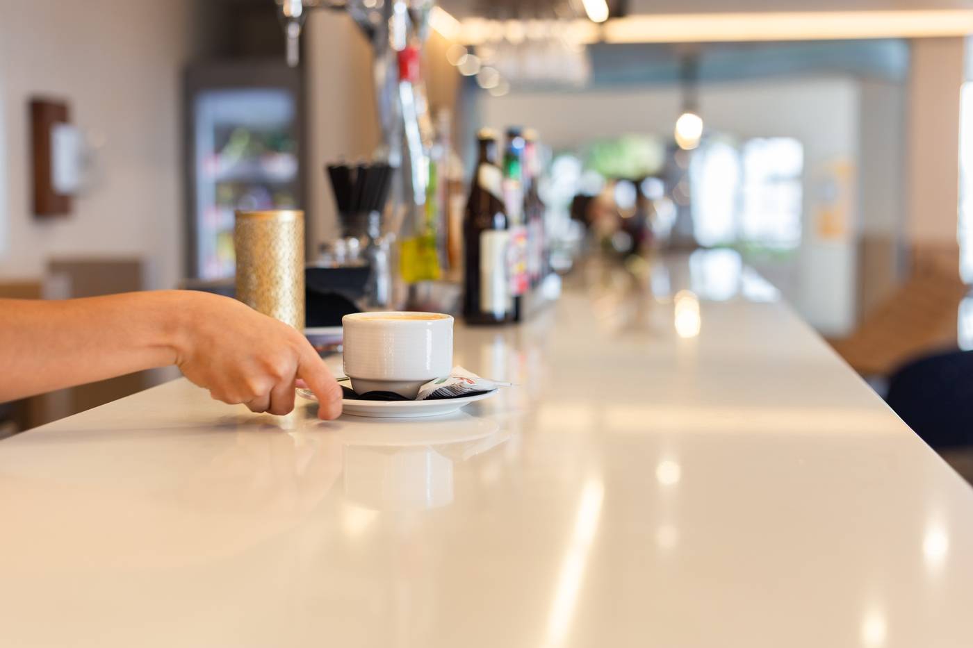 R2-Bahia-Kontiki-Beach-Aparthotel-Bar-50