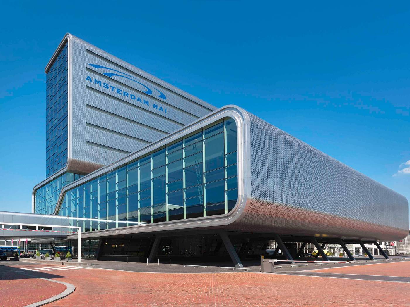 ibis-Styles-Amsterdam-Amstel-Sports-and-Entertainment-6