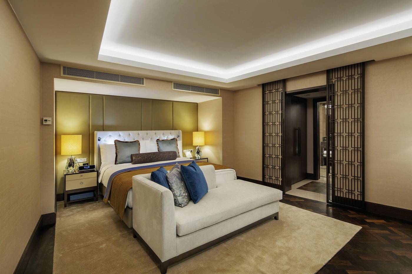 Conrad-Istanbul-Bosphorus-Room-70