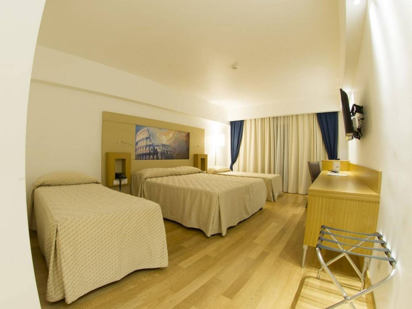 Catania-International-Airport-Hotel-Room-6