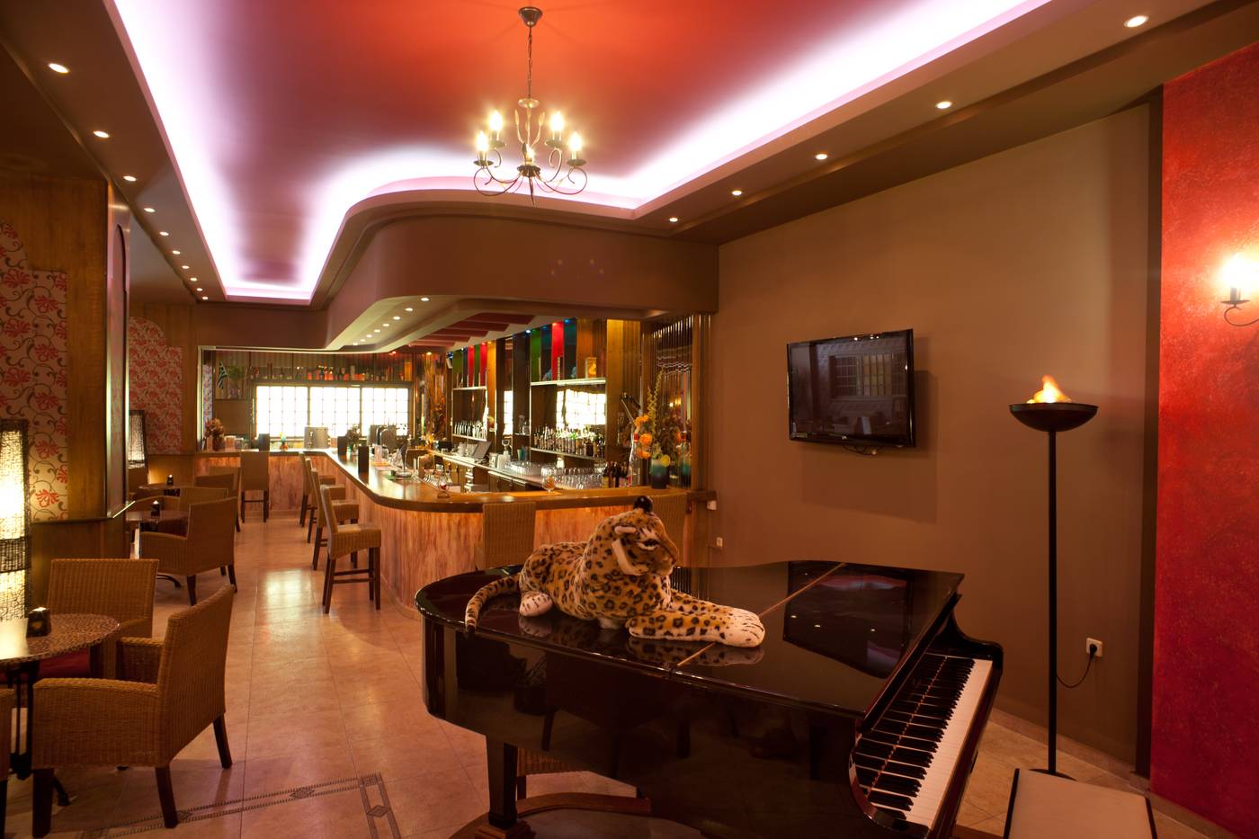 Irene-Palace-Bar-47