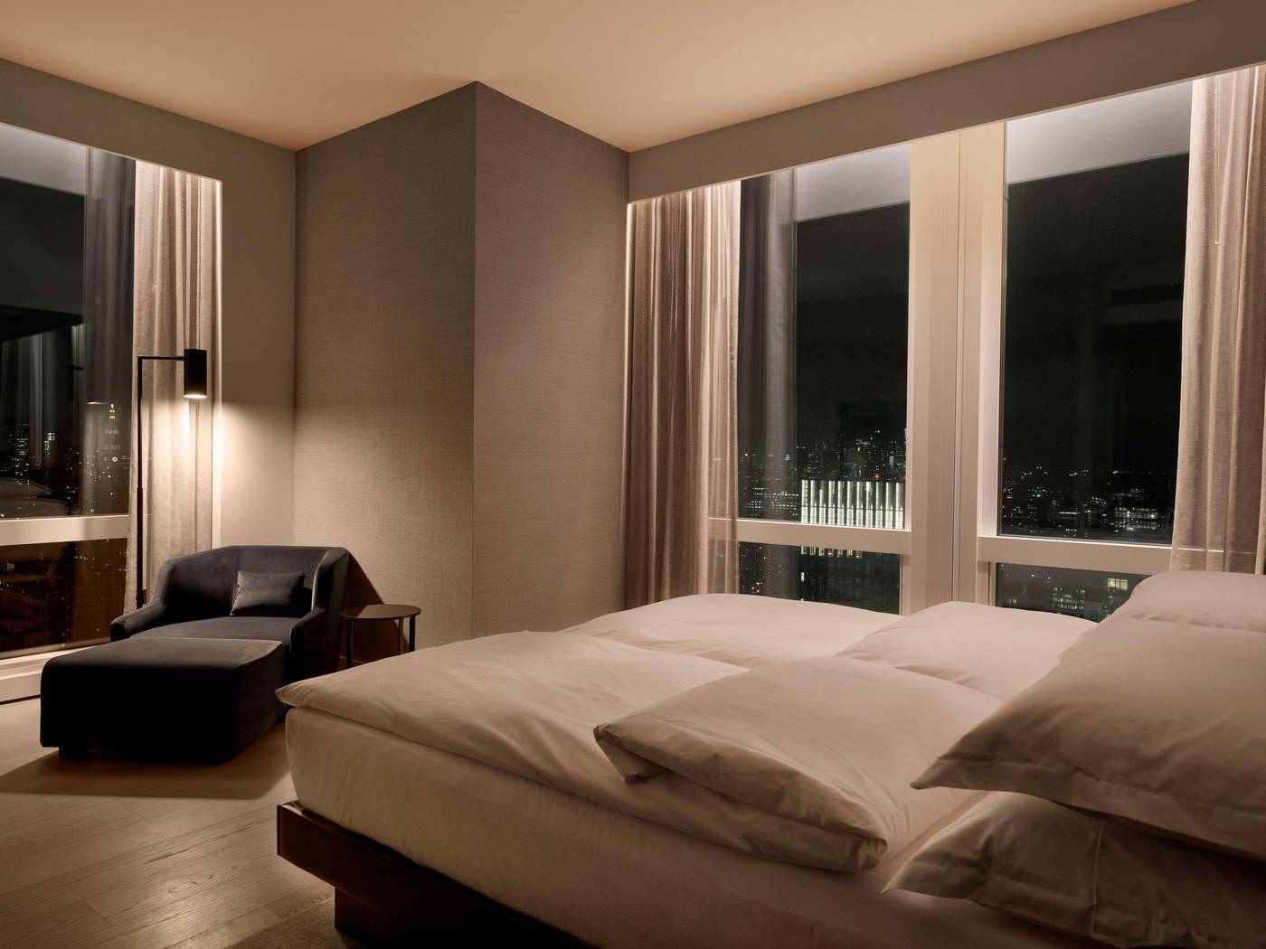 Equinox-Hotel-Hudson-Yards-New-York-Room-28