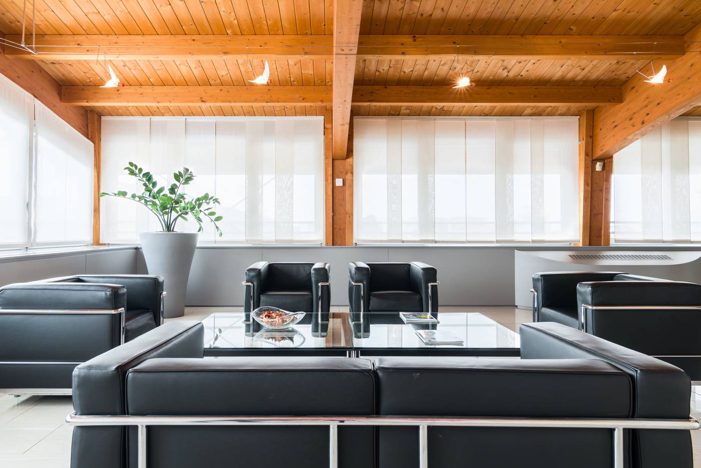 B-B-Hotel-Milano-La-Spezia-Lobby-1