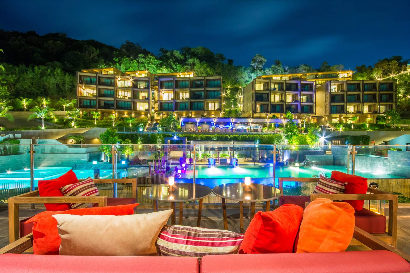 Sunsuri-Phuket-Bar-19