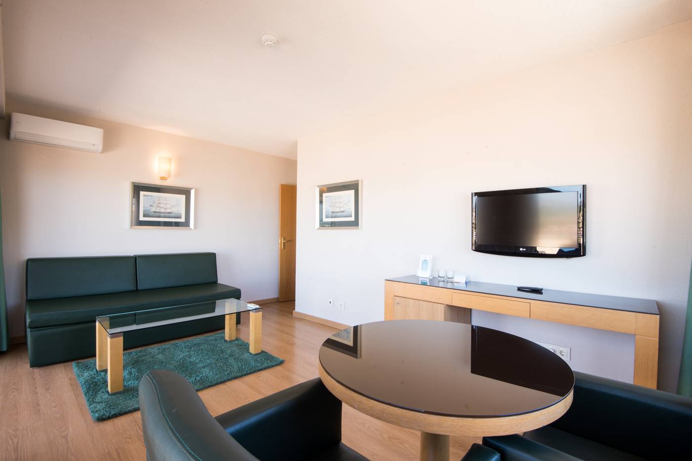 Vila-Gale-Marina-Room-31